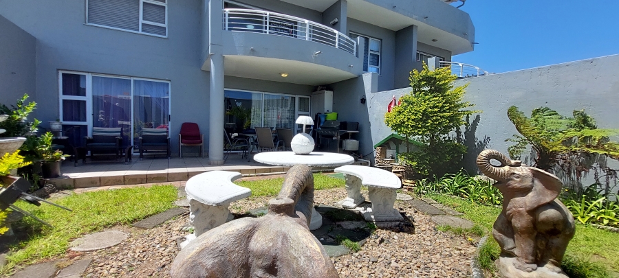 3 Bedroom Property for Sale in St Michaels On Sea KwaZulu-Natal