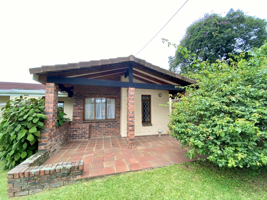 To Let 1 Bedroom Property for Rent in Kloof KwaZulu-Natal