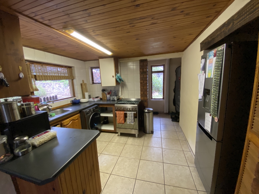 To Let 1 Bedroom Property for Rent in Kloof KwaZulu-Natal