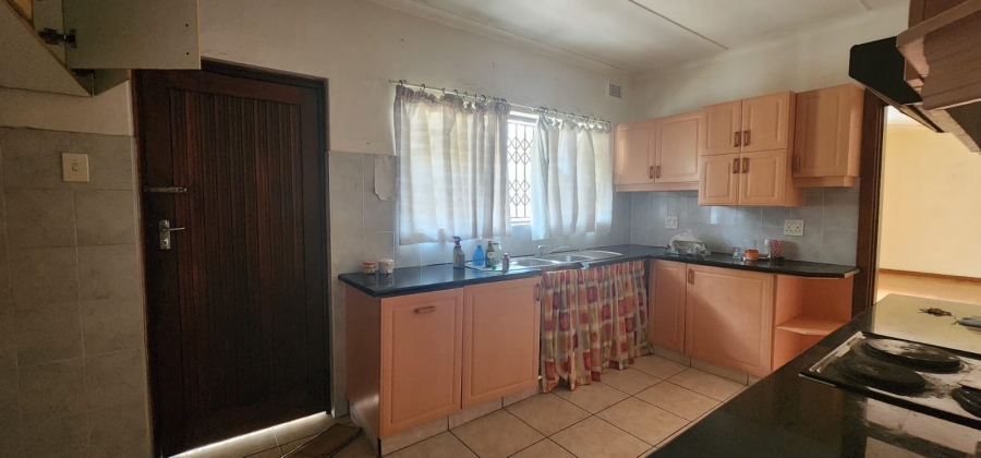 3 Bedroom Property for Sale in Ocean View KwaZulu-Natal