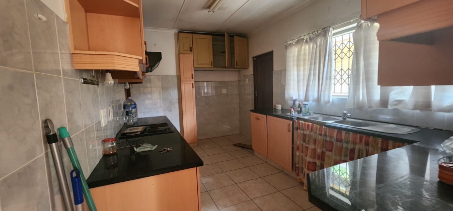 3 Bedroom Property for Sale in Ocean View KwaZulu-Natal