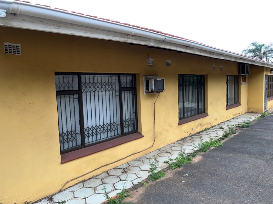 3 Bedroom Property for Sale in Ocean View KwaZulu-Natal