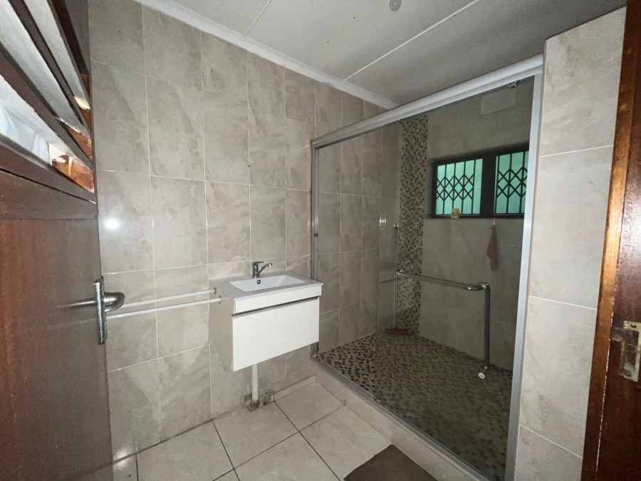 3 Bedroom Property for Sale in Ocean View KwaZulu-Natal