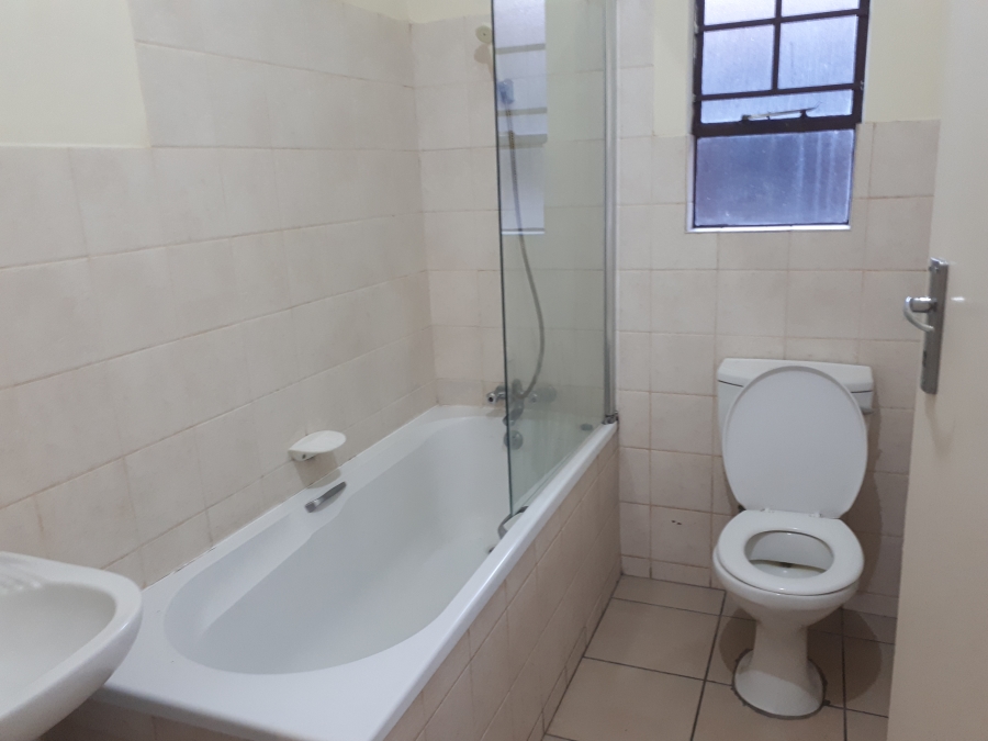 To Let 2 Bedroom Property for Rent in Pioneer Park KwaZulu-Natal