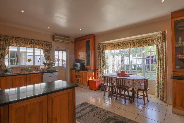 5 Bedroom Property for Sale in Grayleigh KwaZulu-Natal