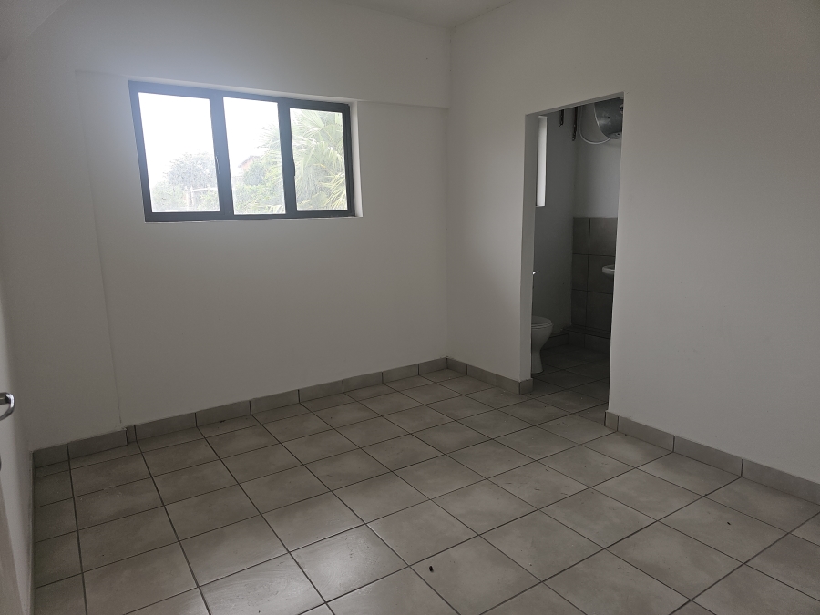 To Let 2 Bedroom Property for Rent in Woodlands KwaZulu-Natal