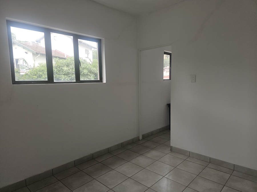 To Let 1 Bedroom Property for Rent in Woodlands KwaZulu-Natal