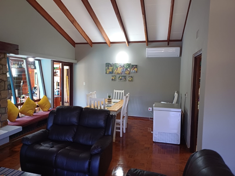 3 Bedroom Property for Sale in Manaba Beach KwaZulu-Natal