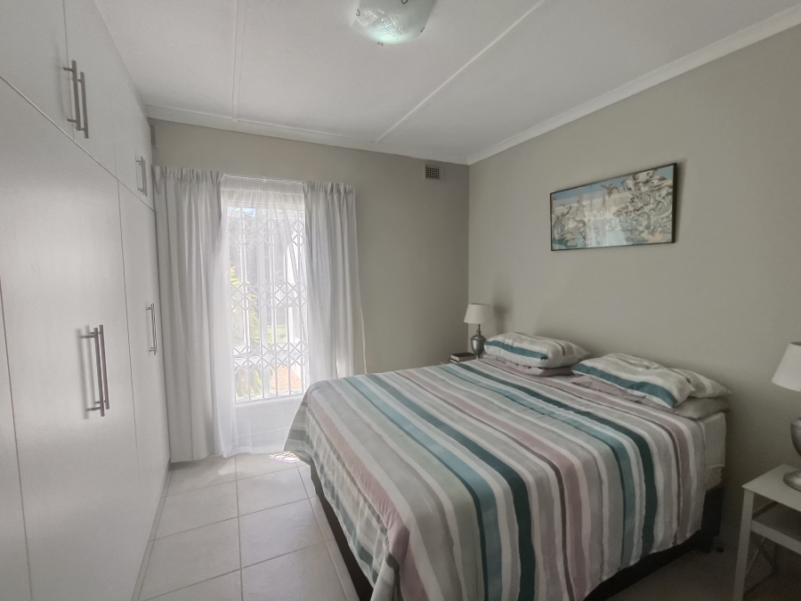 2 Bedroom Property for Sale in Uvongo Beach KwaZulu-Natal