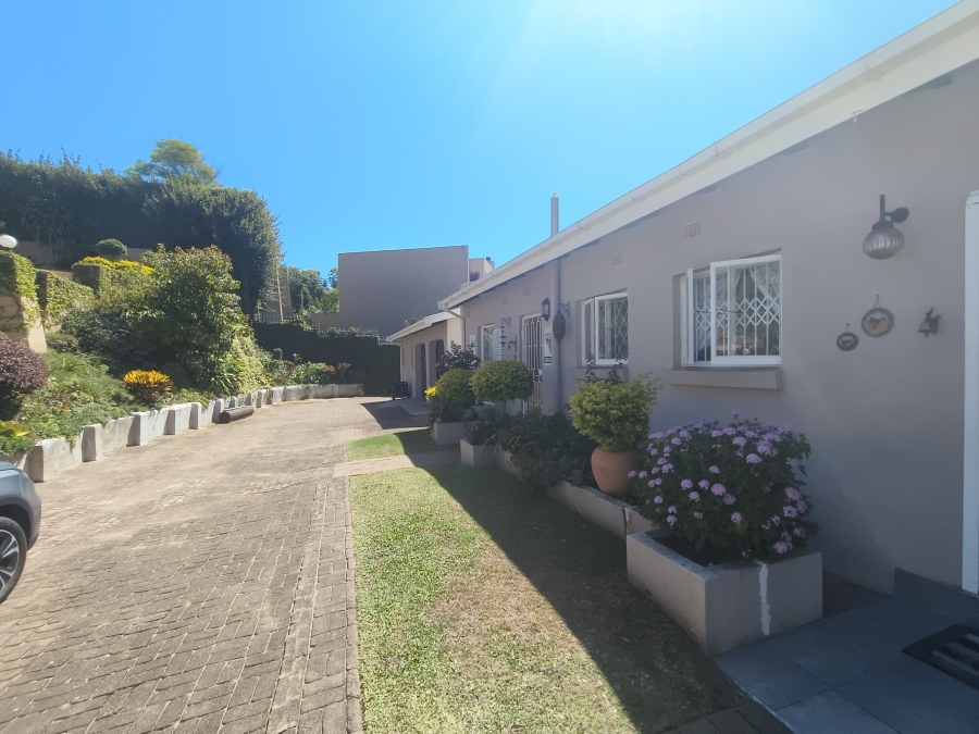 2 Bedroom Property for Sale in Uvongo Beach KwaZulu-Natal