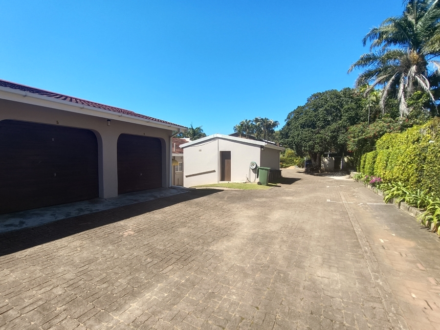 2 Bedroom Property for Sale in Uvongo Beach KwaZulu-Natal