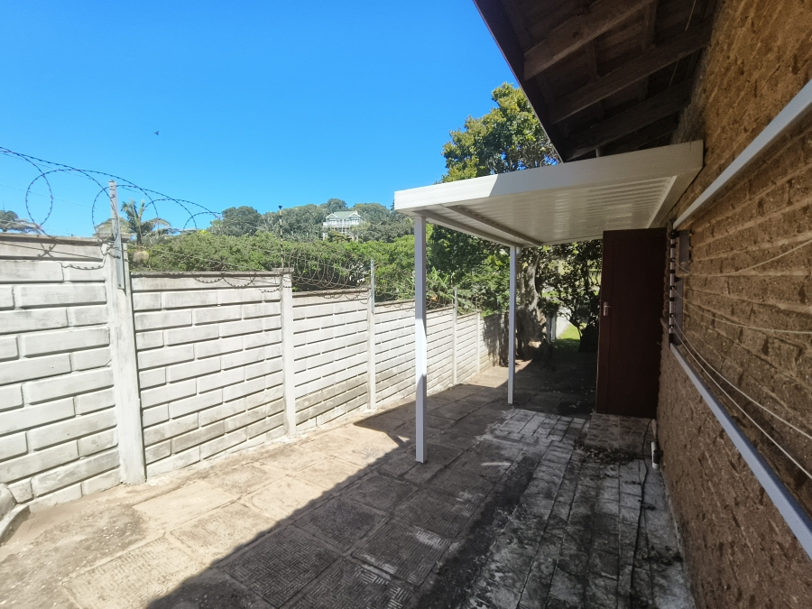 5 Bedroom Property for Sale in Leisure Bay KwaZulu-Natal