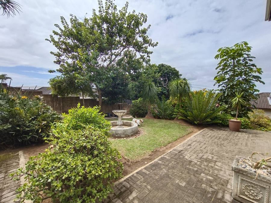 4 Bedroom Property for Sale in Uvongo Beach KwaZulu-Natal