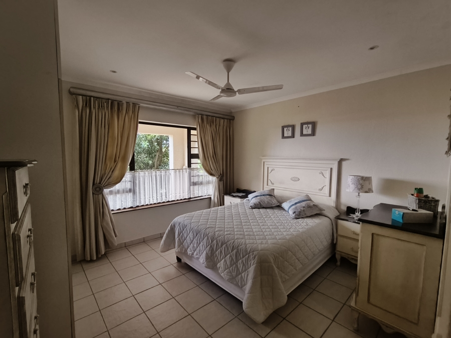 4 Bedroom Property for Sale in Uvongo Beach KwaZulu-Natal