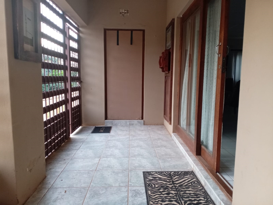 To Let 3 Bedroom Property for Rent in Palm Beach KwaZulu-Natal