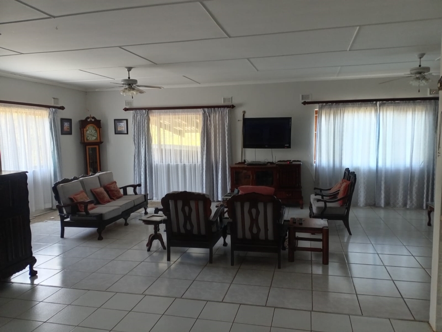 To Let 3 Bedroom Property for Rent in Palm Beach KwaZulu-Natal