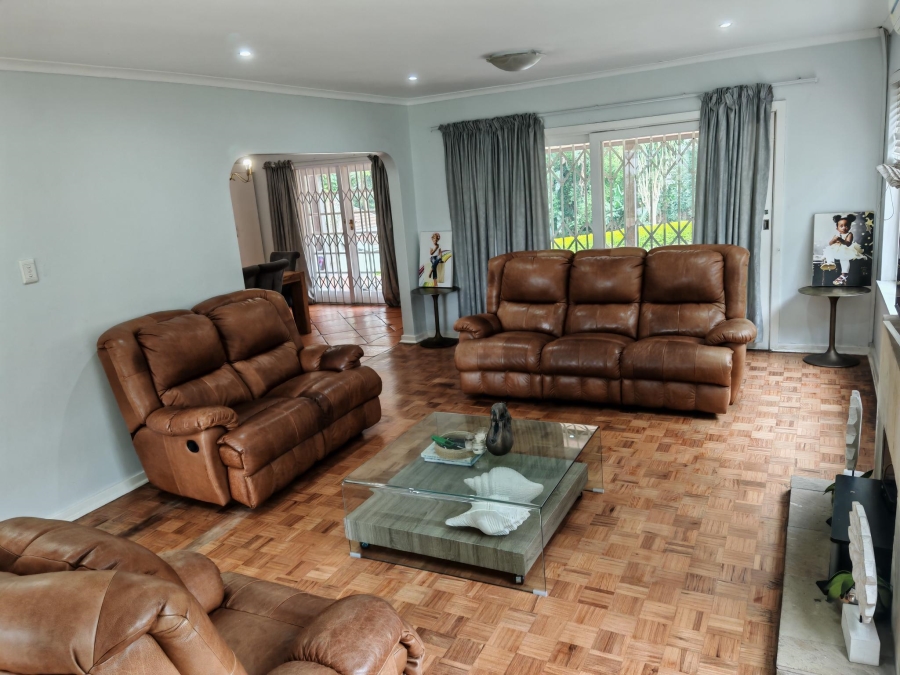 To Let 4 Bedroom Property for Rent in Dawncliffe KwaZulu-Natal