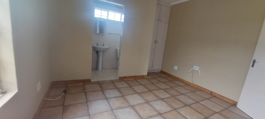 2 Bedroom Property for Sale in Pioneer Park KwaZulu-Natal