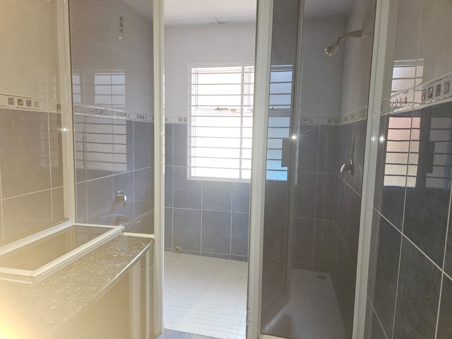 To Let 3 Bedroom Property for Rent in Glenwood KwaZulu-Natal