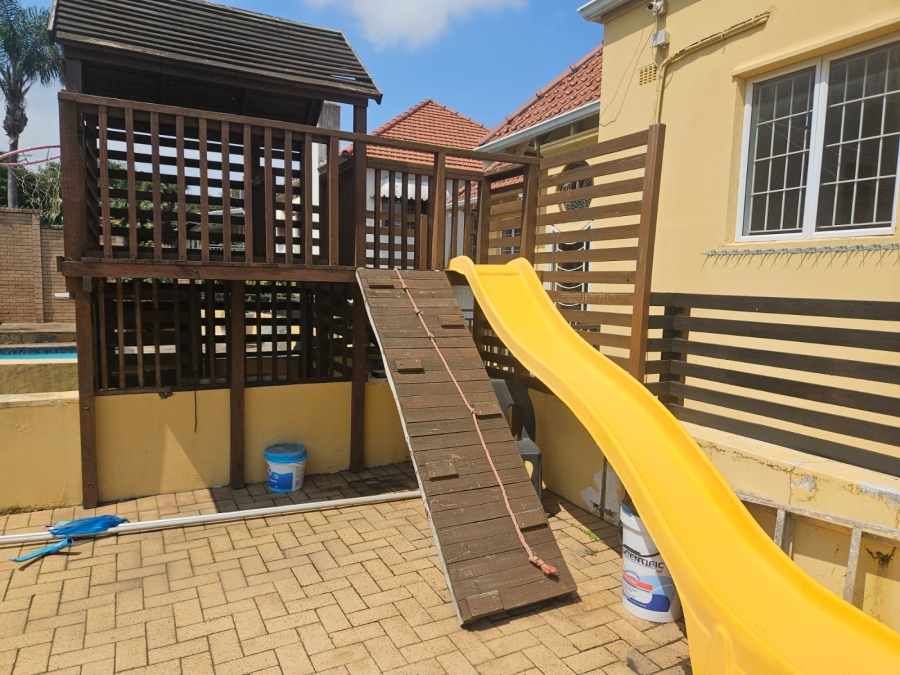 To Let 3 Bedroom Property for Rent in Glenwood KwaZulu-Natal