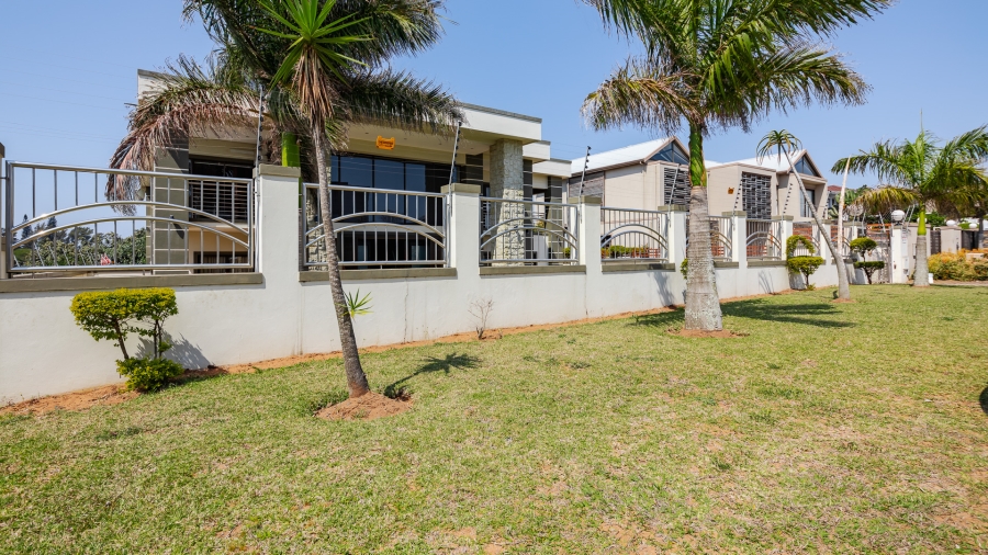 5 Bedroom Property for Sale in Sheffield Beach KwaZulu-Natal