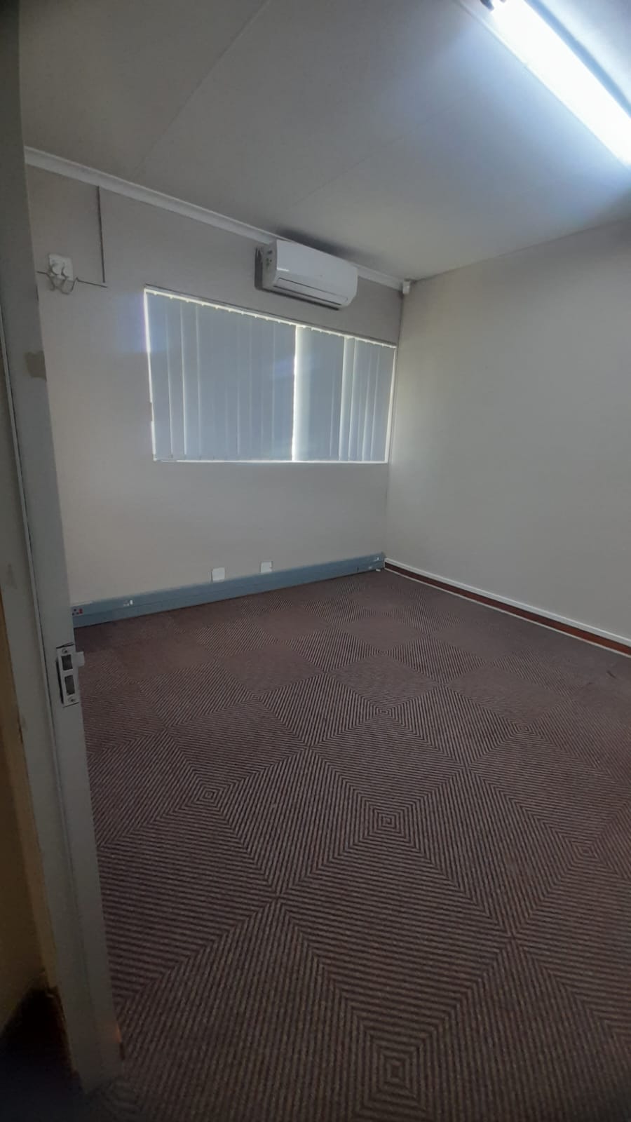 To Let commercial Property for Rent in Clarendon KwaZulu-Natal