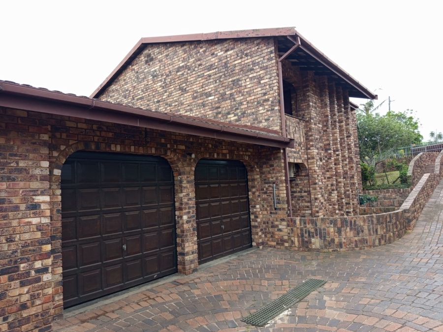 4 Bedroom Property for Sale in La Mercy KwaZulu-Natal