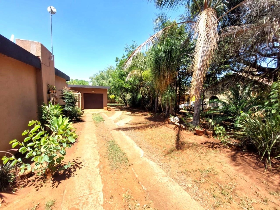 4 Bedroom Property for Sale in Sunnyridge KwaZulu-Natal