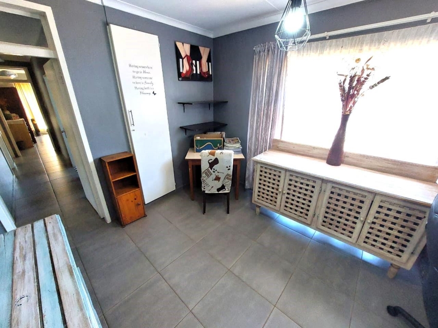 4 Bedroom Property for Sale in Sunnyridge KwaZulu-Natal