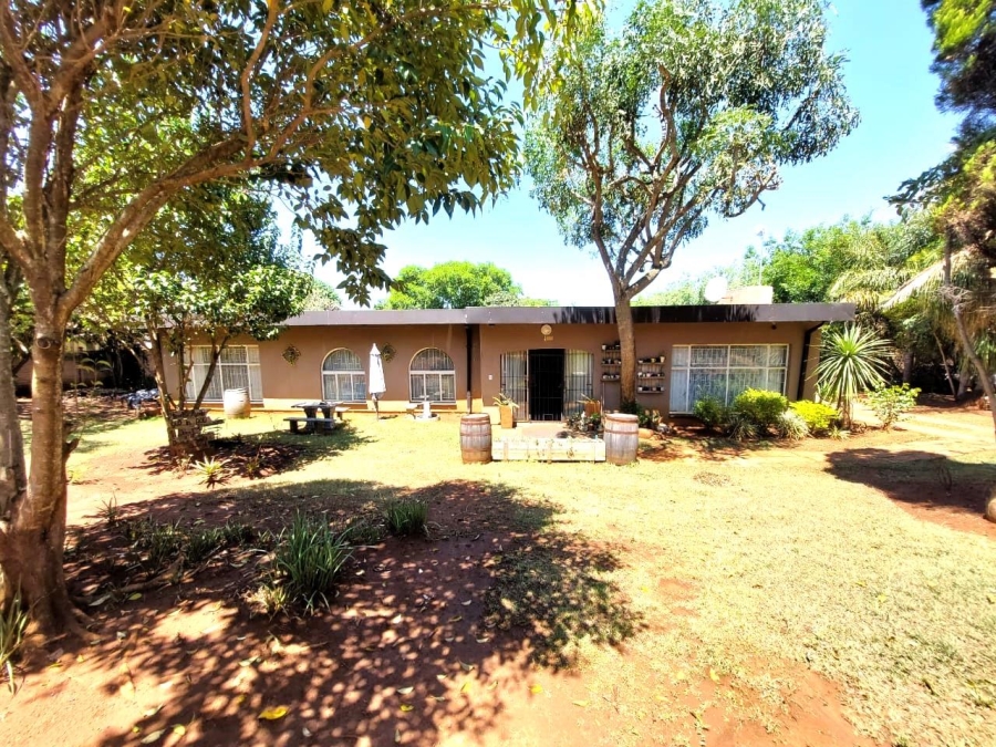 4 Bedroom Property for Sale in Sunnyridge KwaZulu-Natal