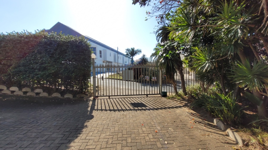 To Let 3 Bedroom Property for Rent in Manaba Beach KwaZulu-Natal