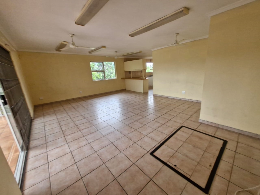 To Let 2 Bedroom Property for Rent in Dawncliffe KwaZulu-Natal