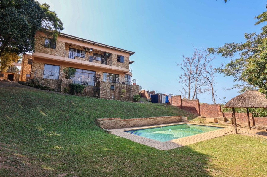 To Let 5 Bedroom Property for Rent in Dawncliffe KwaZulu-Natal