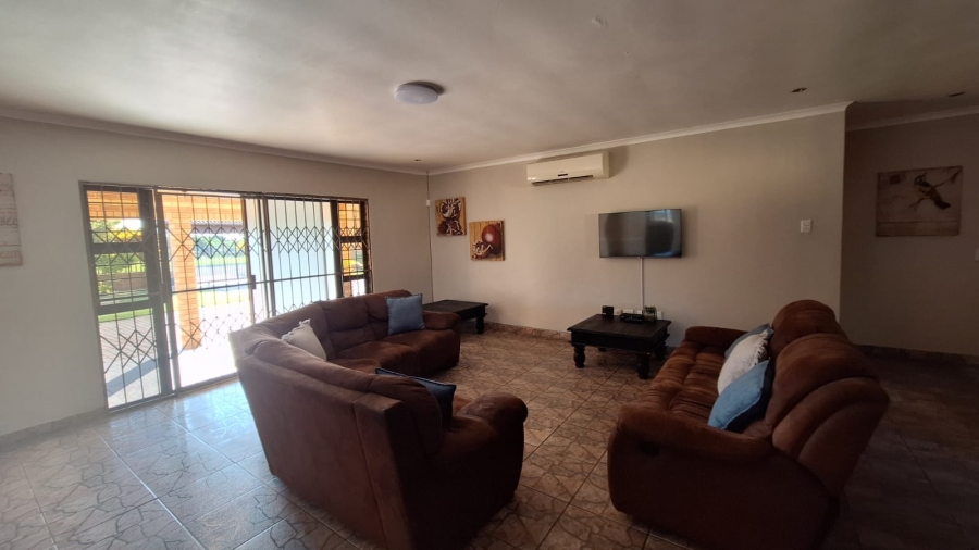 To Let 7 Bedroom Property for Rent in Birdswood KwaZulu-Natal