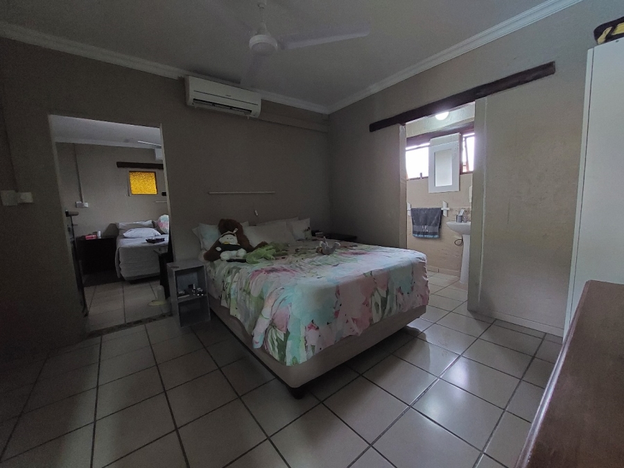 11 Bedroom Property for Sale in Birdswood KwaZulu-Natal