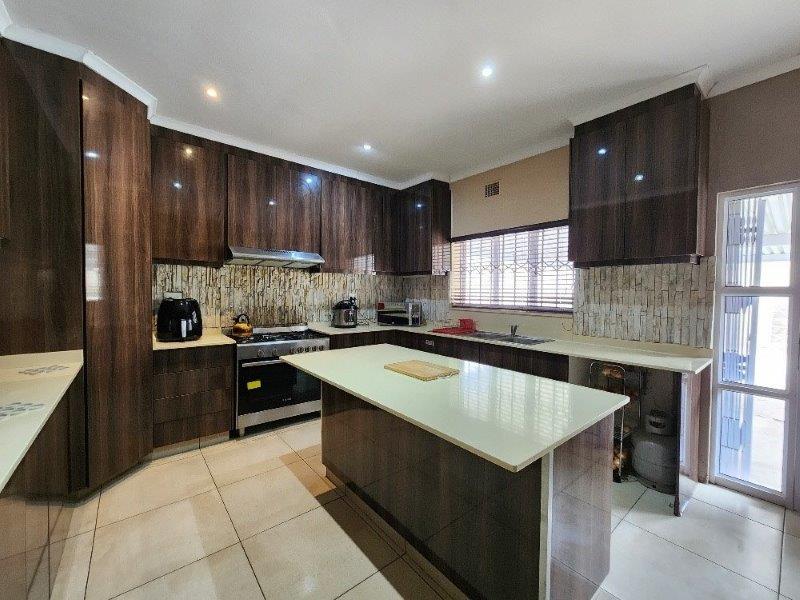 3 Bedroom Property for Sale in Sarnia KwaZulu-Natal