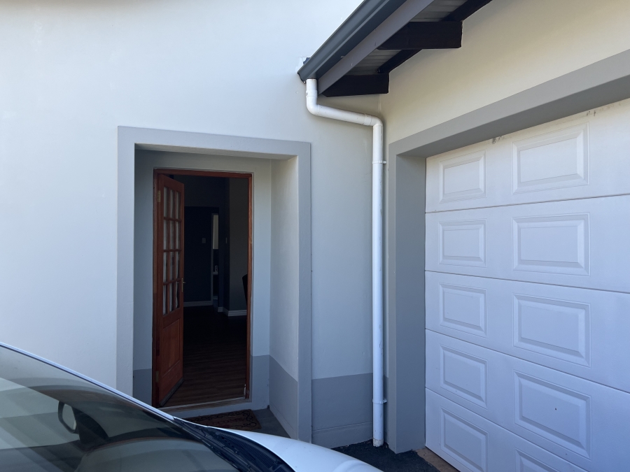 To Let 2 Bedroom Property for Rent in Howick North KwaZulu-Natal