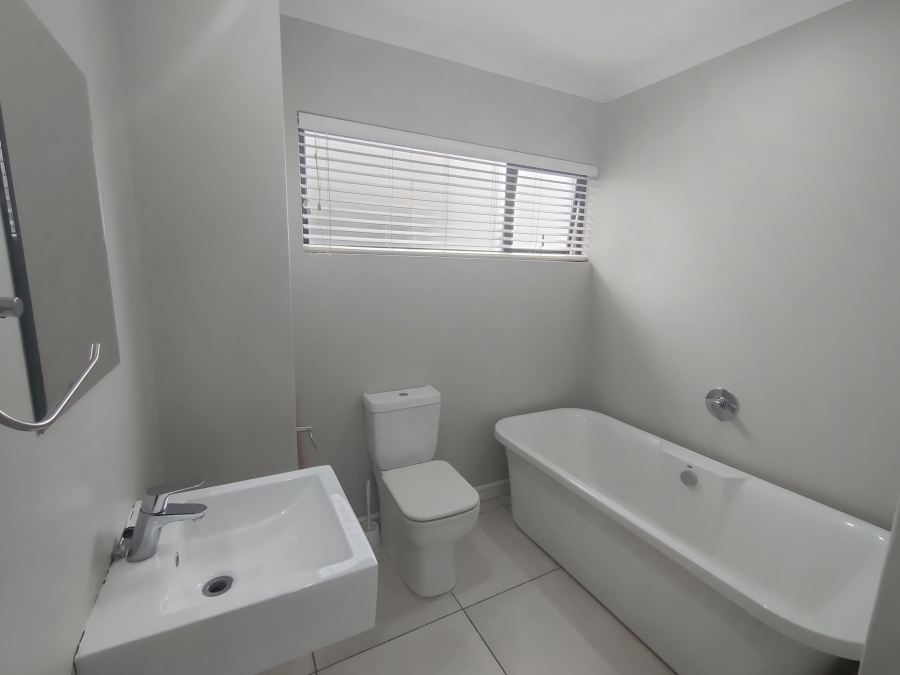 To Let 2 Bedroom Property for Rent in Emberton Estate KwaZulu-Natal