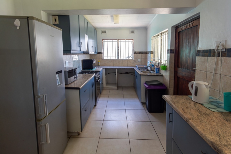 5 Bedroom Property for Sale in Ocean View KwaZulu-Natal