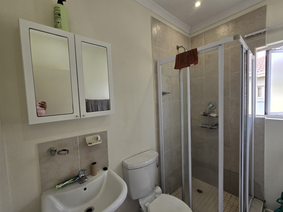 To Let 2 Bedroom Property for Rent in Sheffield Beach KwaZulu-Natal