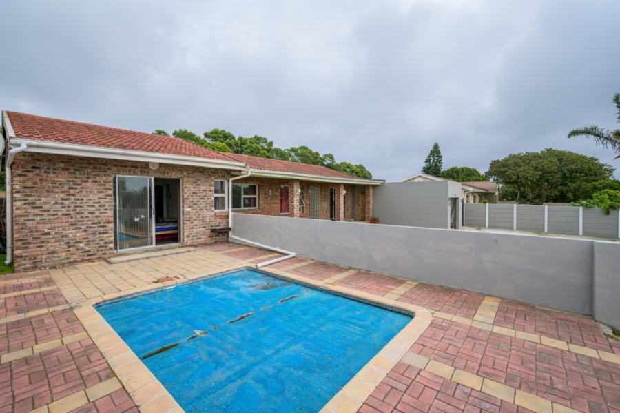 2 Bedroom Property for Sale in Sherwood KwaZulu-Natal