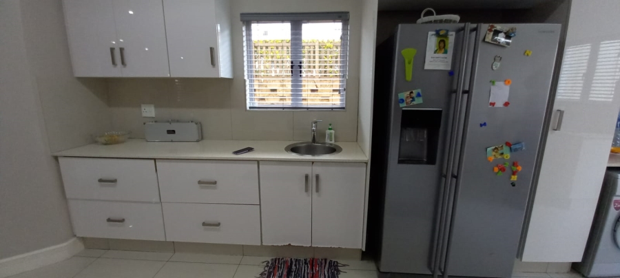 To Let 3 Bedroom Property for Rent in Mount Edgecombe KwaZulu-Natal