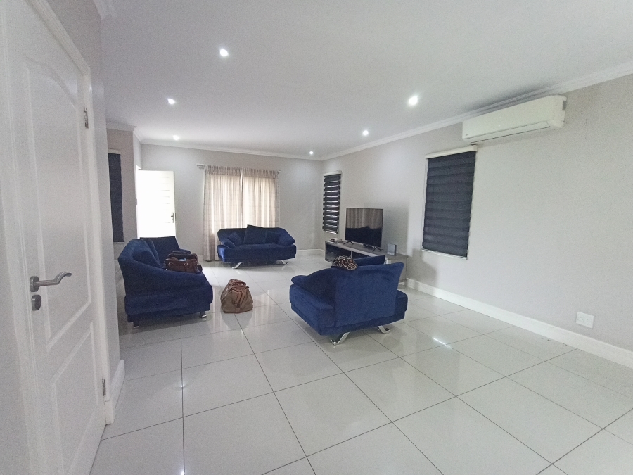 To Let 3 Bedroom Property for Rent in Mount Edgecombe KwaZulu-Natal