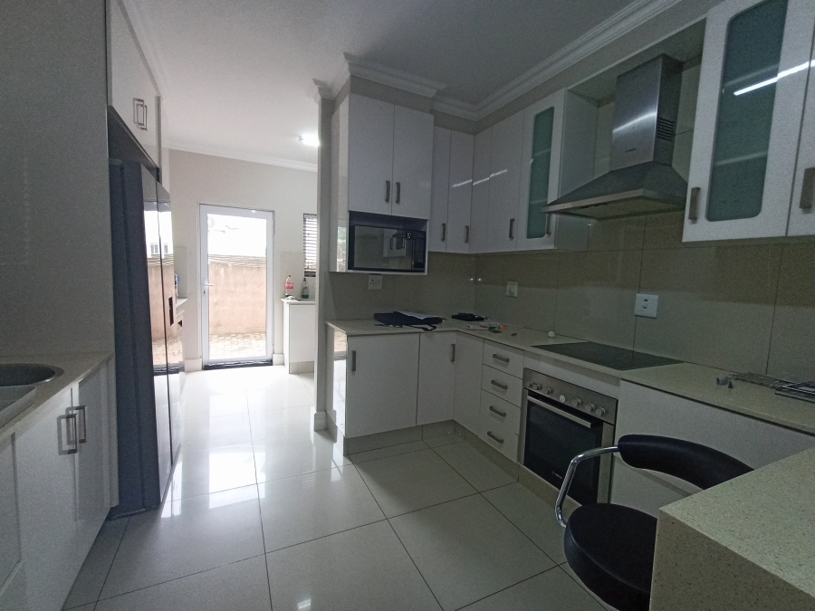 To Let 3 Bedroom Property for Rent in Mount Edgecombe KwaZulu-Natal