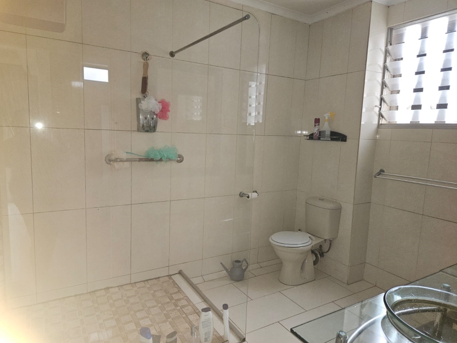 To Let 3 Bedroom Property for Rent in Westridge KwaZulu-Natal