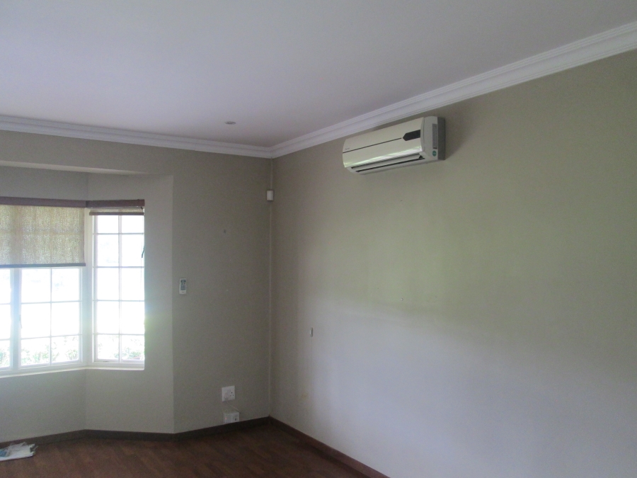 2 Bedroom Property for Sale in Greendale KwaZulu-Natal