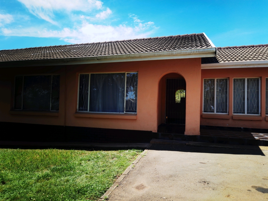 4 Bedroom Property for Sale in Merrivale Heights KwaZulu-Natal