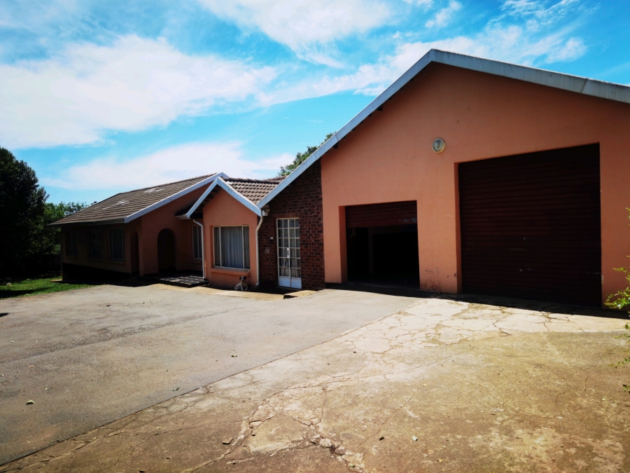 4 Bedroom Property for Sale in Merrivale Heights KwaZulu-Natal