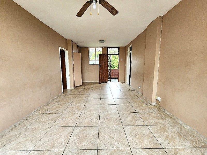 2 Bedroom Property for Sale in Pinetown KwaZulu-Natal