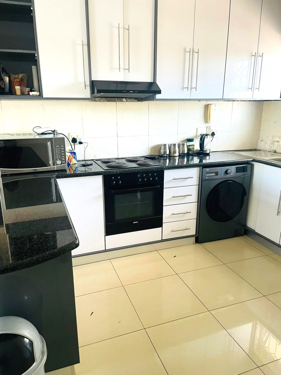 To Let 2 Bedroom Property for Rent in New Town Centre KwaZulu-Natal